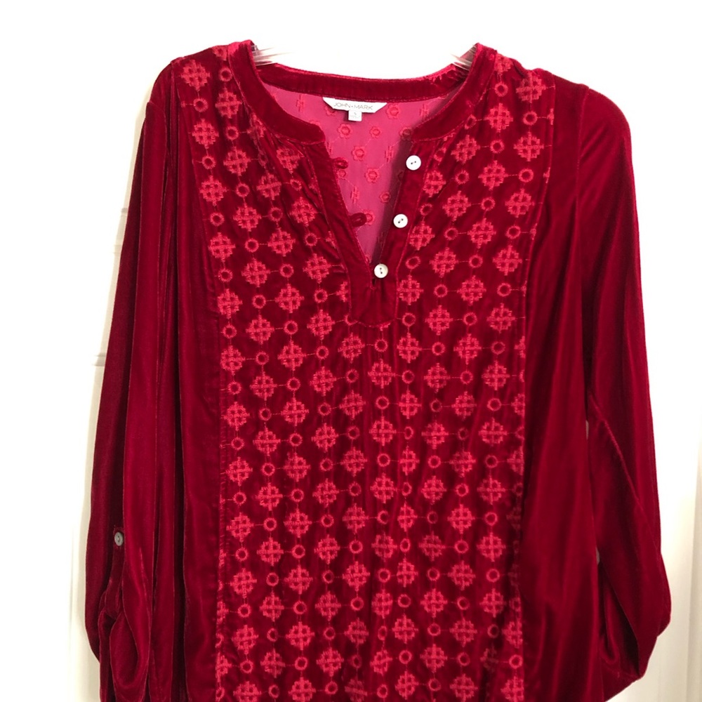 John • Mark Burgundy red Top